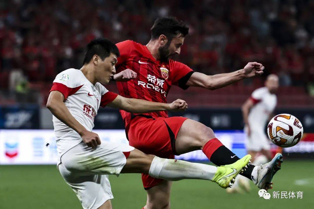 九游娱乐-关于南城鲸鲨队鏖战庐州黑豹队,电竞锦标赛击败,替补奇兵立功。年轻人站出来了的信息