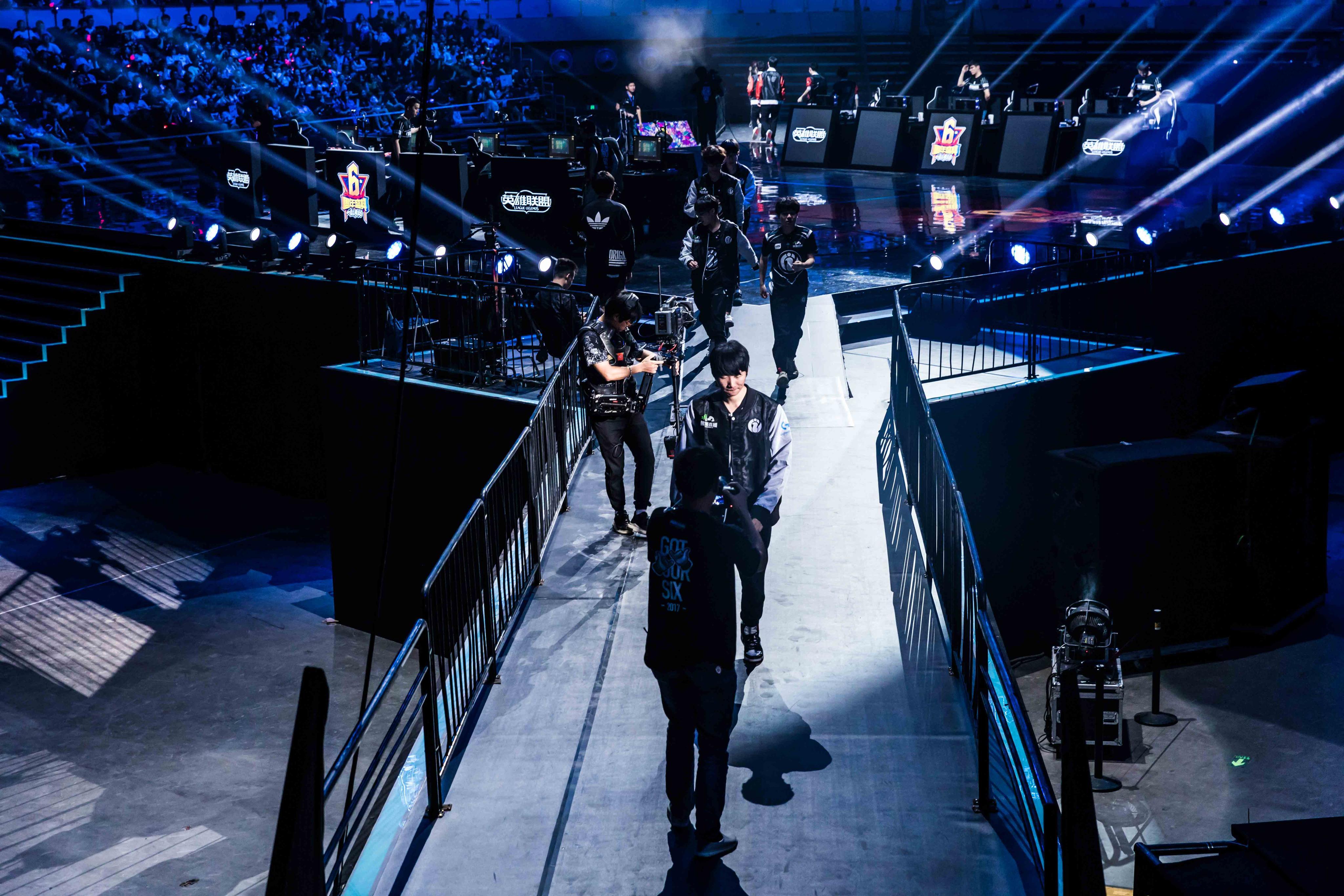 jackeylove向前闪现 jackeylove向前闪现