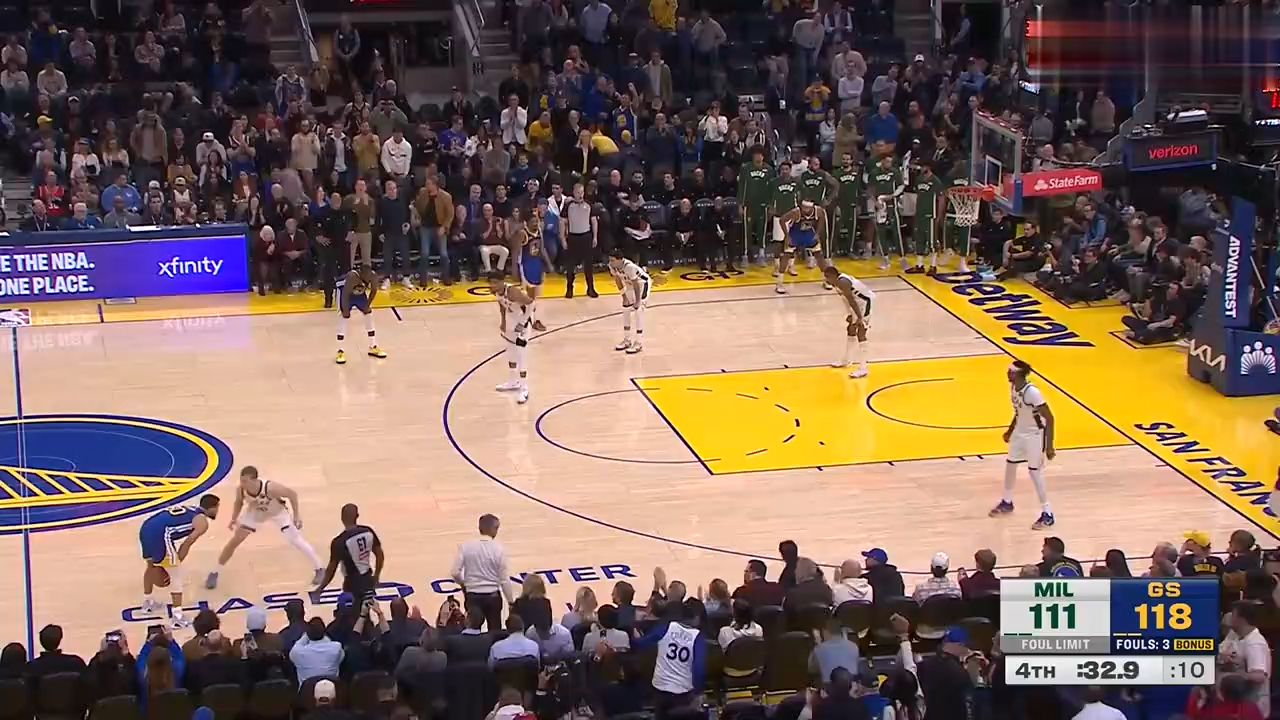 九游-库里回归赛场，挺进下一轮首场状态亮眼，德国队观众沸腾！的简单介绍