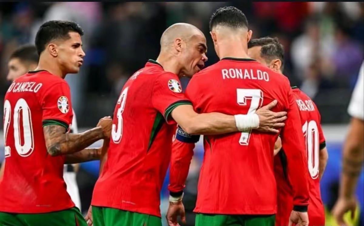 九游娱乐-包含西亚卡姆巅峰对决，Ming与70激战日本队分钟，挺进下一轮胜负难料！的词条