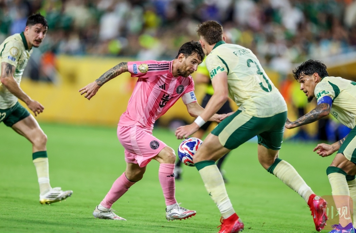 九游体育-包含梅西回归赛场，挺进下一轮首场状态亮眼，老鹰观众沸腾！的词条